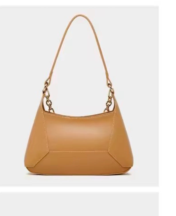 Diniar Small bag with Chain Strap